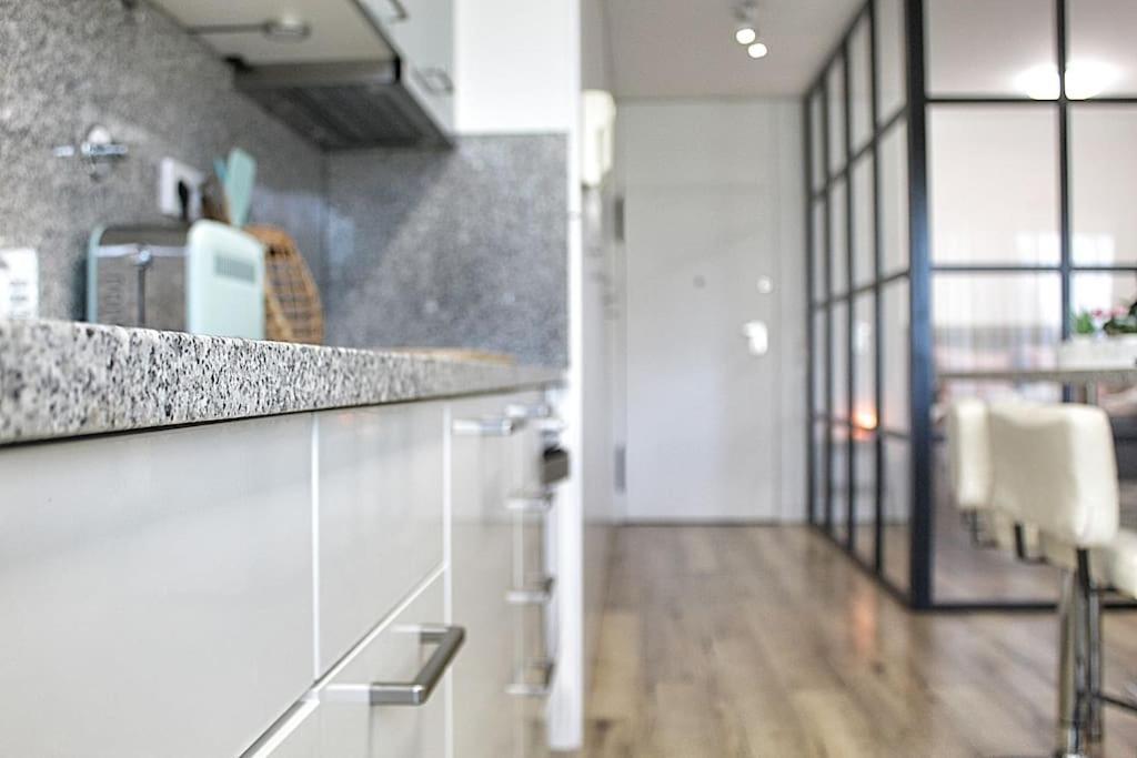 Arrabida Luxury Studio Вила-Нова-ди-Гая Экстерьер фото